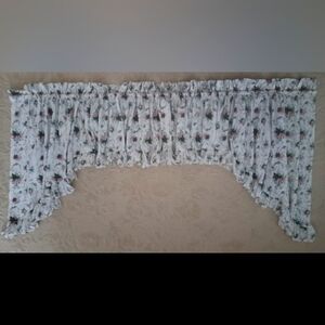 Ralph Lauren Vintage Blaine Curtain Swag